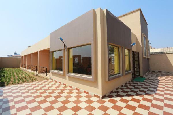 Hotel Goroomgo Laxmi 3*